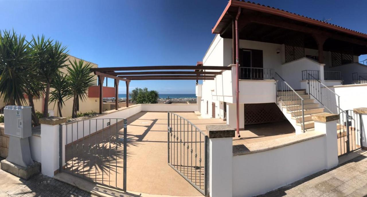 Villa Sole Maldive Del Salento Torre Pali Exterior photo